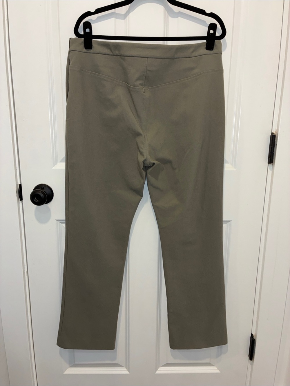 m.m. lafleur The Foster Cigarette Pant - PowerStretch in Thyme - Picture 6 of 10